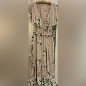 Brand: Show Me Your MuMu, size 2x, color: Taupe with greenery flowers